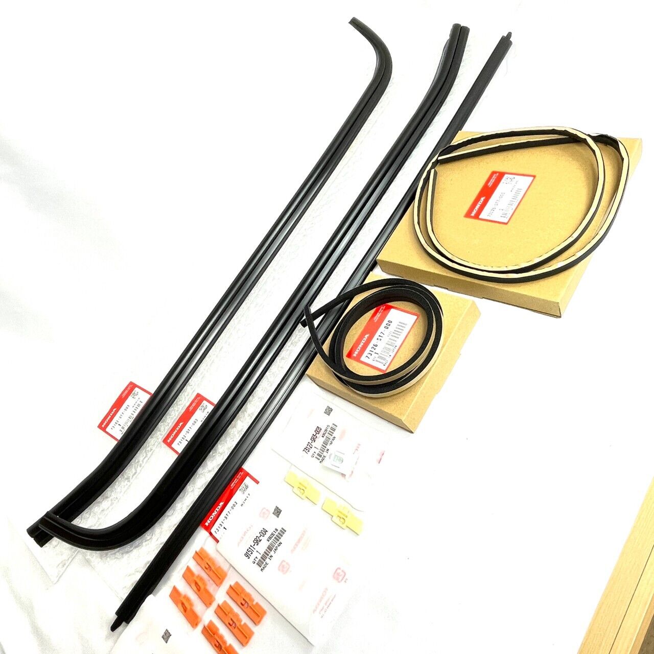 Honda Genuine Integra DC2 Type-R 93-01 Front Glass Windshield Molding Set OEM