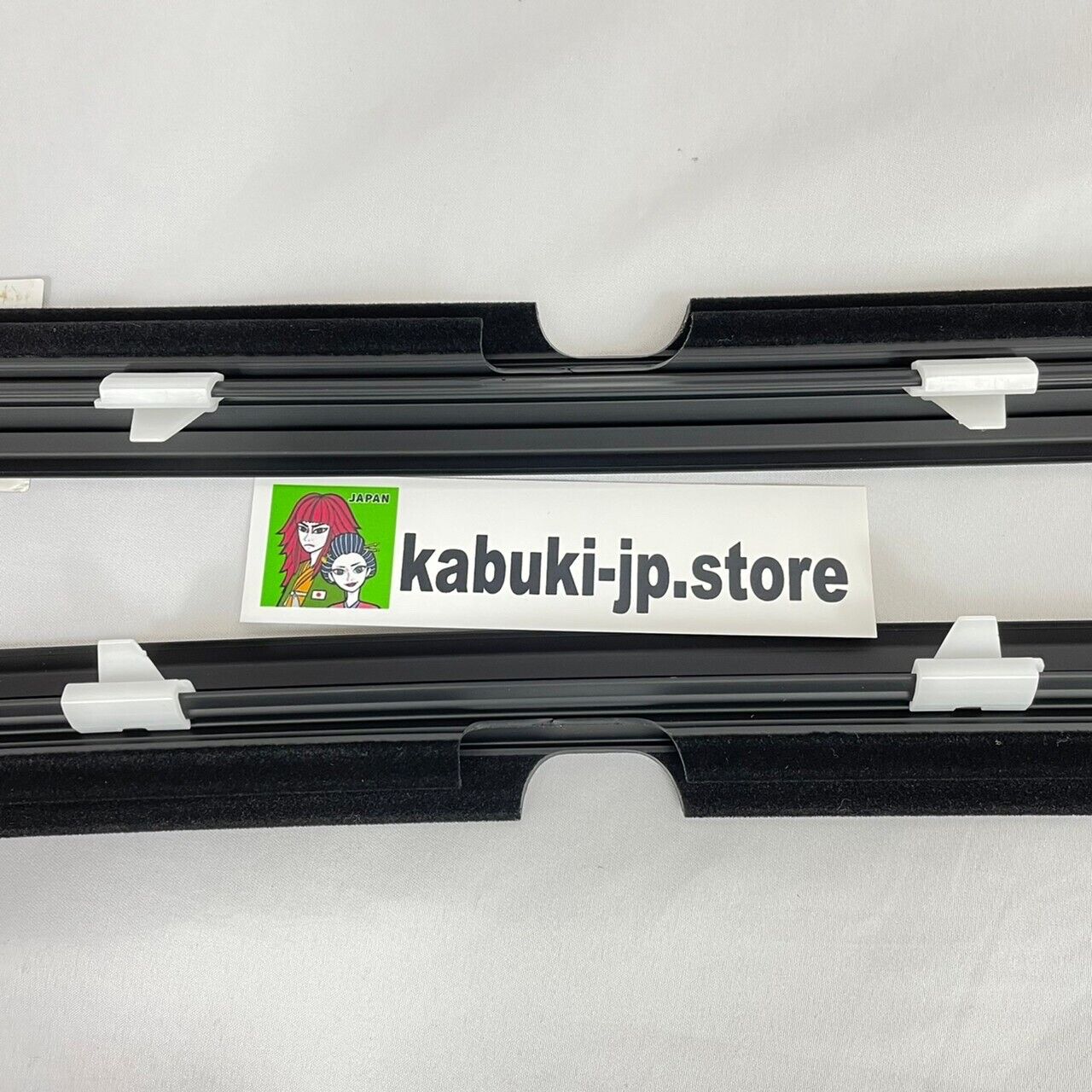 Mazda Genuine Miata Mx5 Weatherstrip Seals Door Glass Window Left and Right set