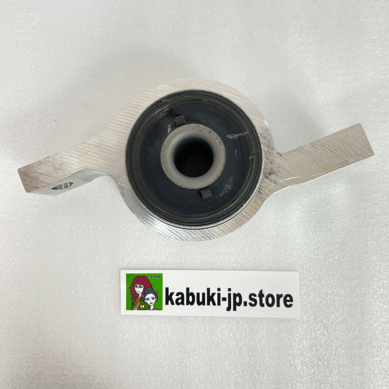 Toyota GENUINE 48075-24010 & 48076-24010 LEXUS LOWER CONTROL ARM BUSHING OEM NEW