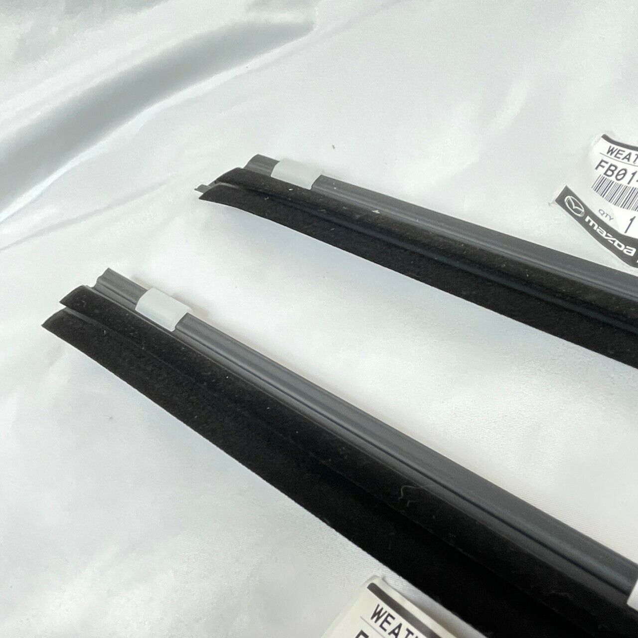 OEM Genuine! Mazda RX7 Outer Door Window Weather Strip Set LH+RH (1986-1991) - New Old Stock